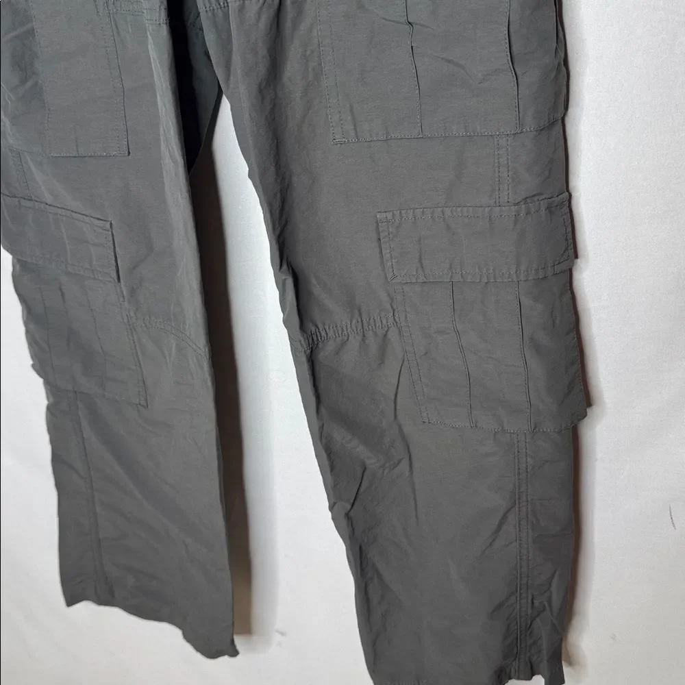 PacSun Men’s Baggy Charcoal Grey Cargo Pants. Size Small.